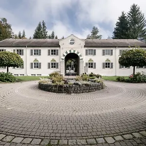 gastehaus-schloss-abtsee.com-bavaria.com/
