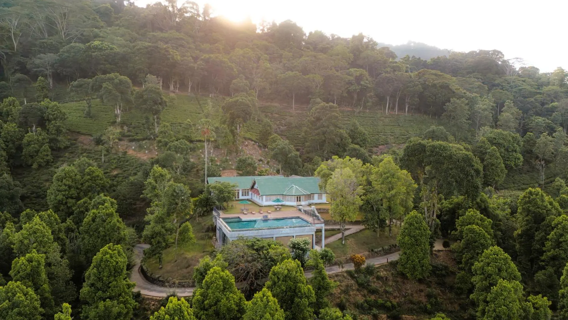 Simpson'S Forest - Luxury Boutique Resort & Spa - キャンディー 5*,  スリランカ